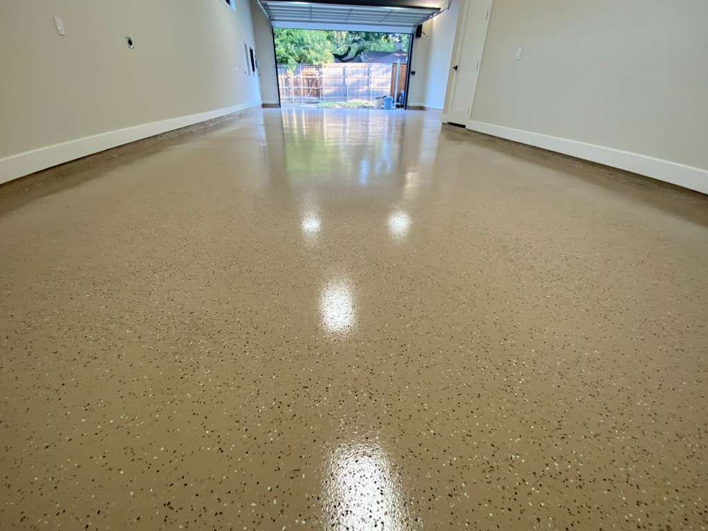 Garage floor epoxy beige finish