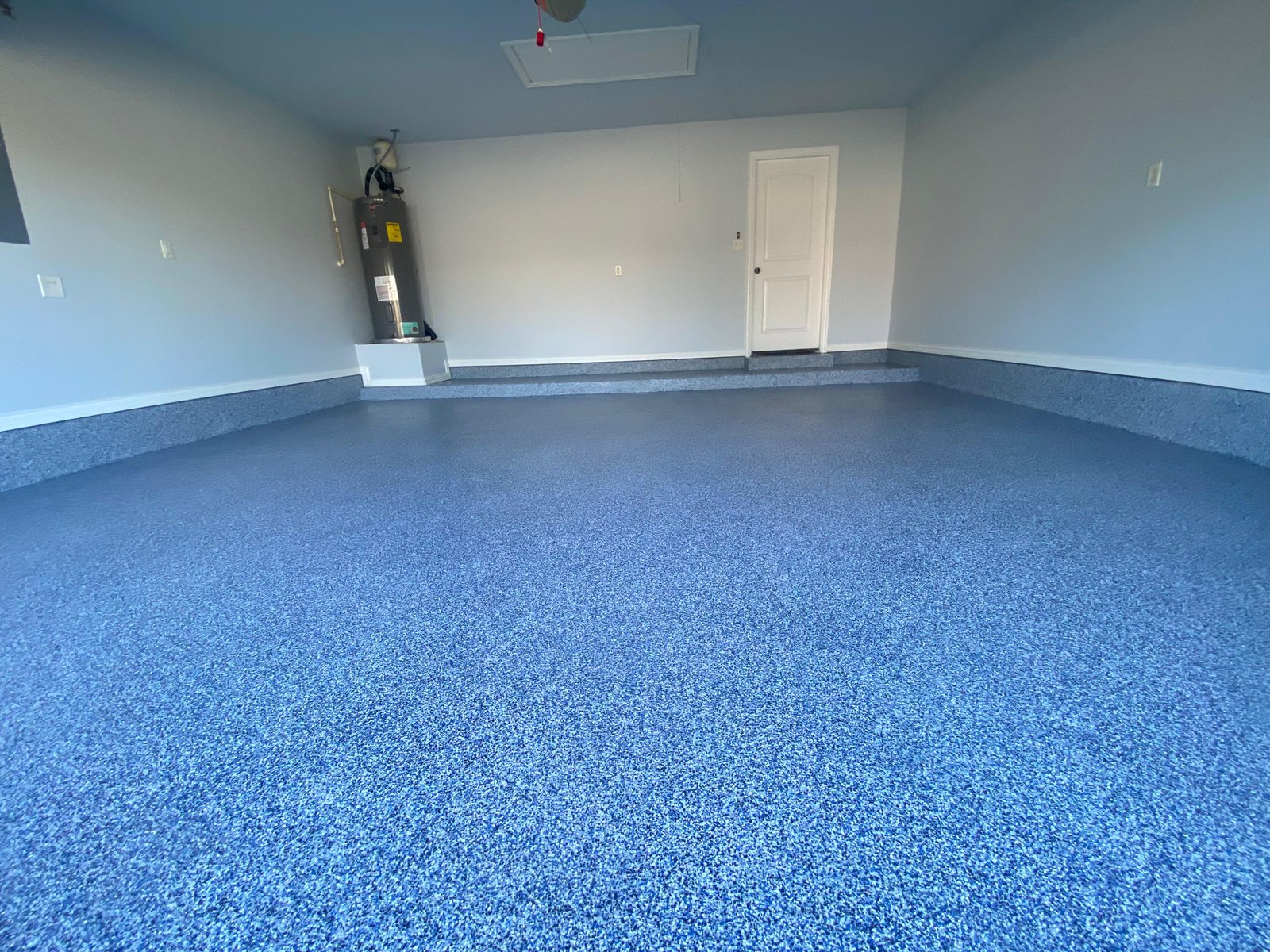 Garage floor epoxy blue finish